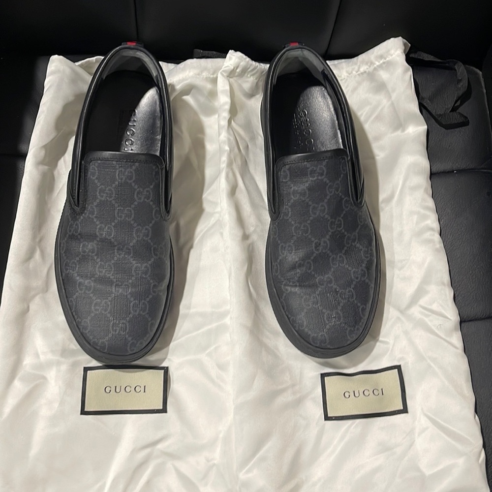 Gucci slip on size 6.5